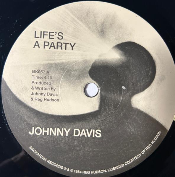  - Johnny Davis