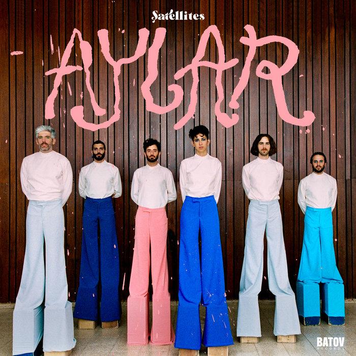 Aylar - Şatellites