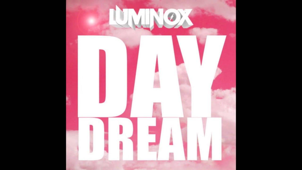  - Luminox