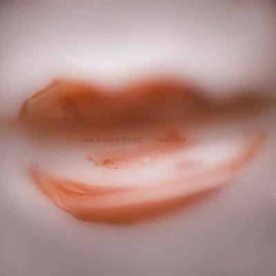 Masala Kiss - Cass. & Gianni Brezzo