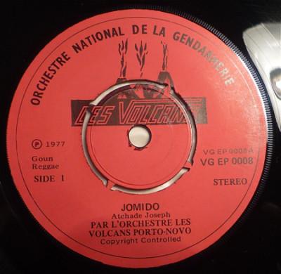  - L'Orchestre Les Volcans
