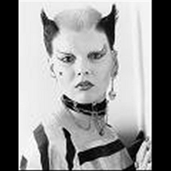  - Soo Catwoman