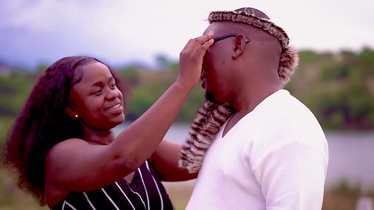 M'Ponayo (À Cause De Toi) - Moya Ringo