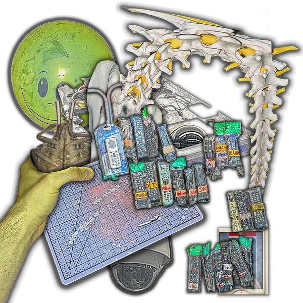 Theft World - Lip Critic