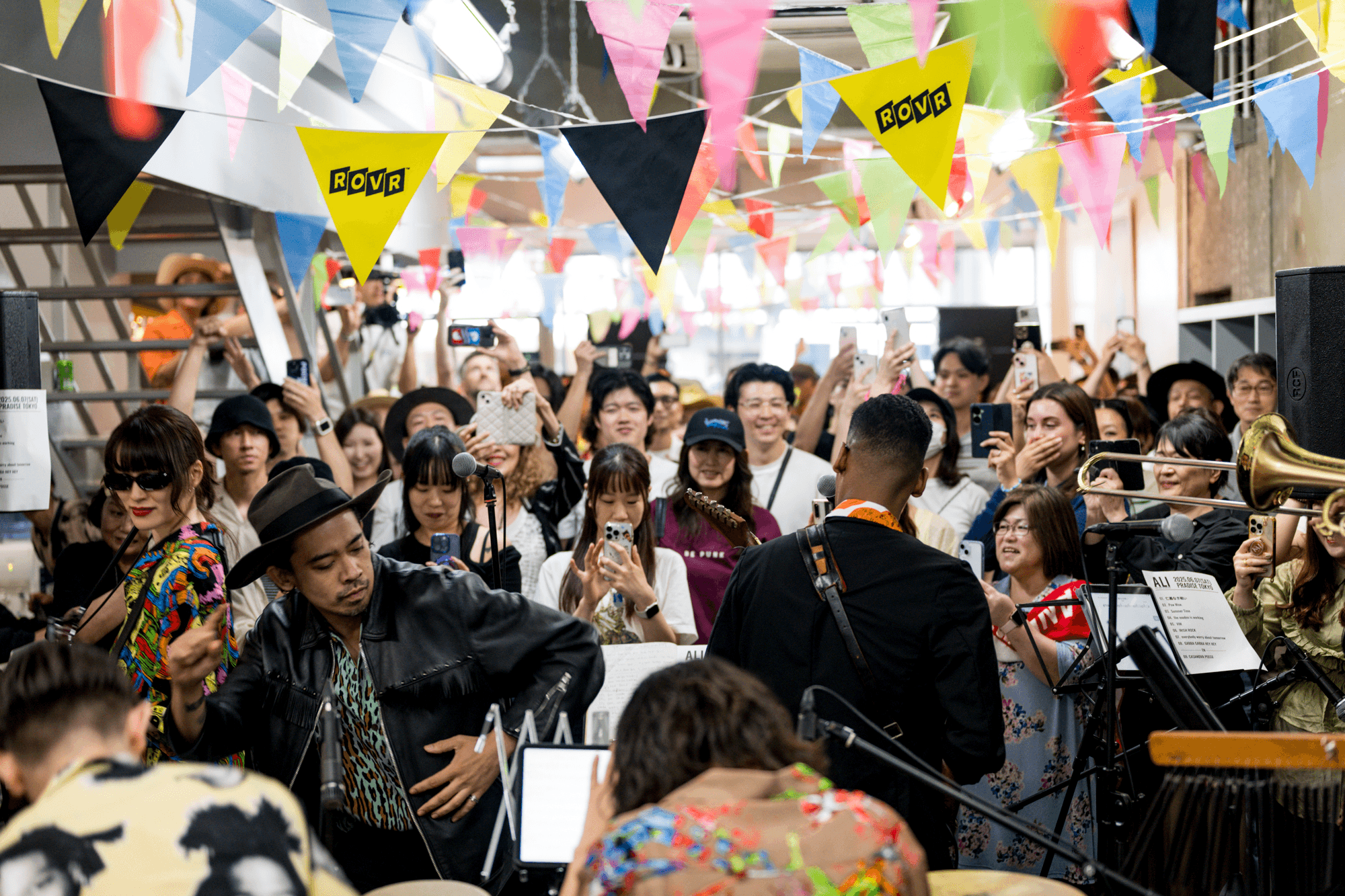 ROVR events live crowd